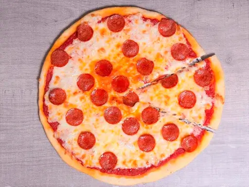 Pizza de Pepperoni Americano